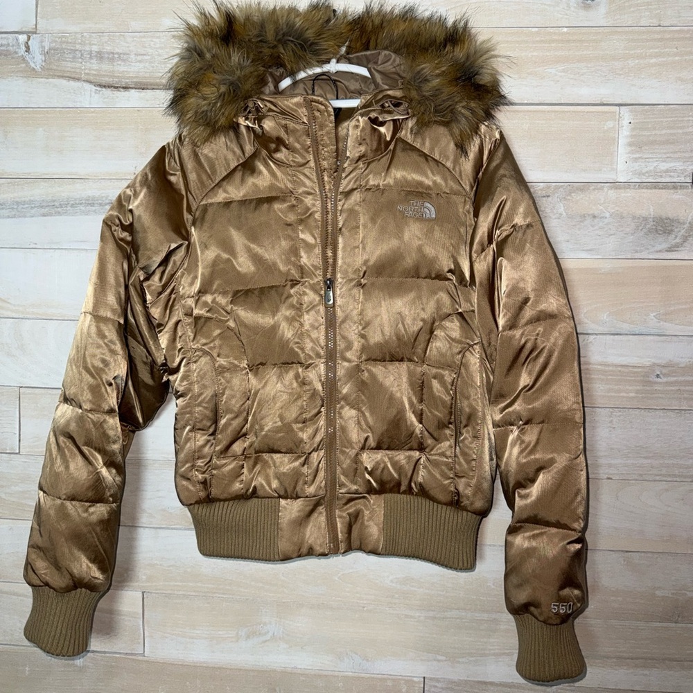 The North Face550 Down Filled Gotham Gold Faux Fur Hood Puffer Coat Y2K Size M